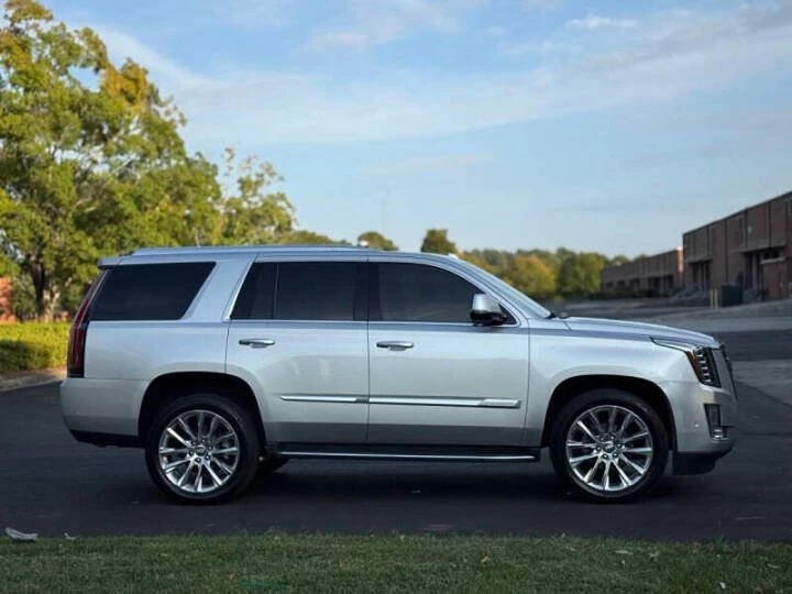 2018 Cadillac Escalade 4th Gen - Image 2 of 10