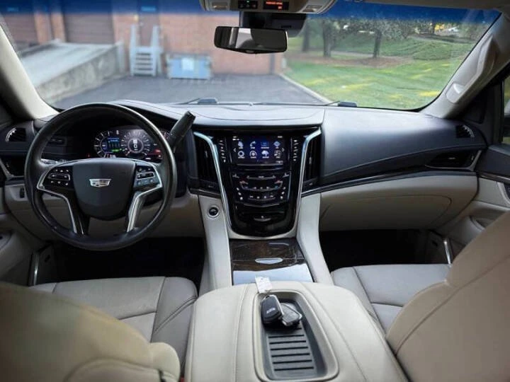 2018 Cadillac Escalade 4th Gen - Image 10 of 10