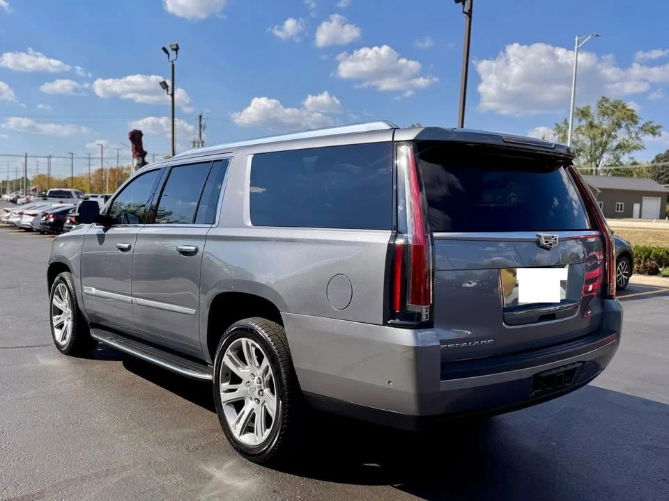 2018 Cadillac Escalade 4th Gen - Image 19 of 20