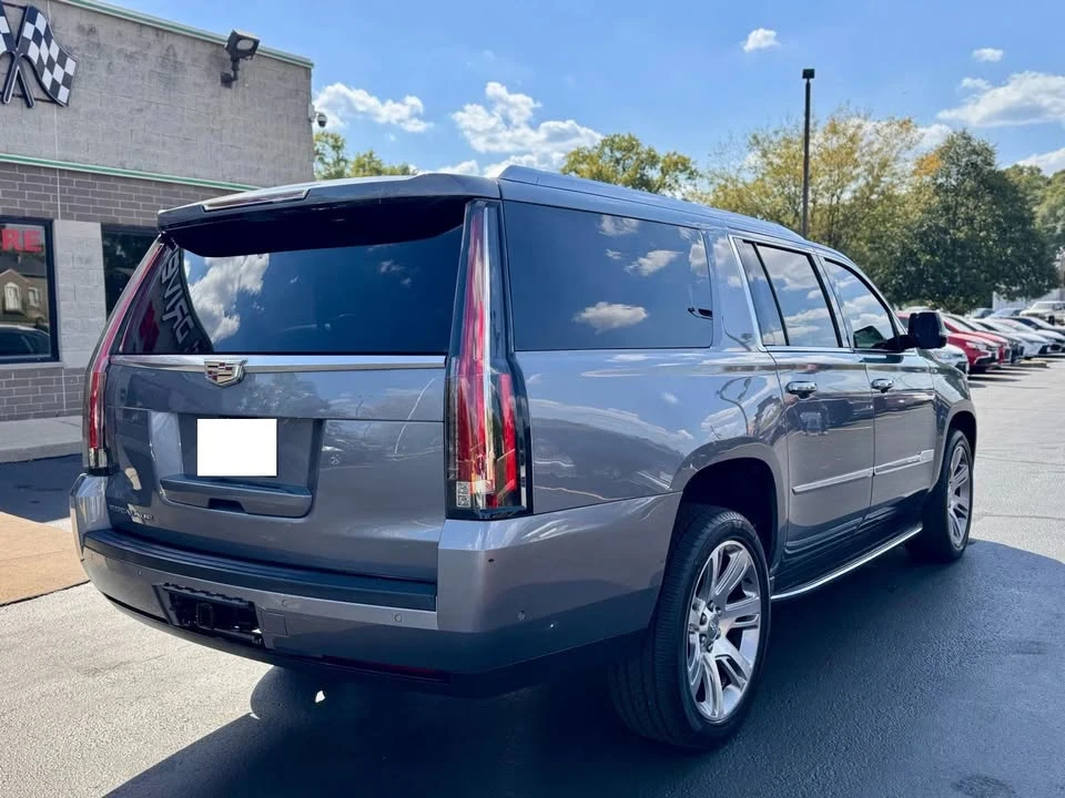 2018 Cadillac Escalade 4th Gen - Image 17 of 20