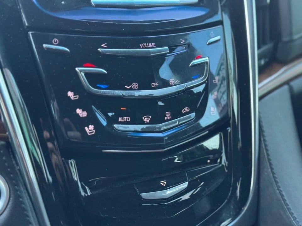 2018 Cadillac Escalade 4th Gen - Image 18 of 20