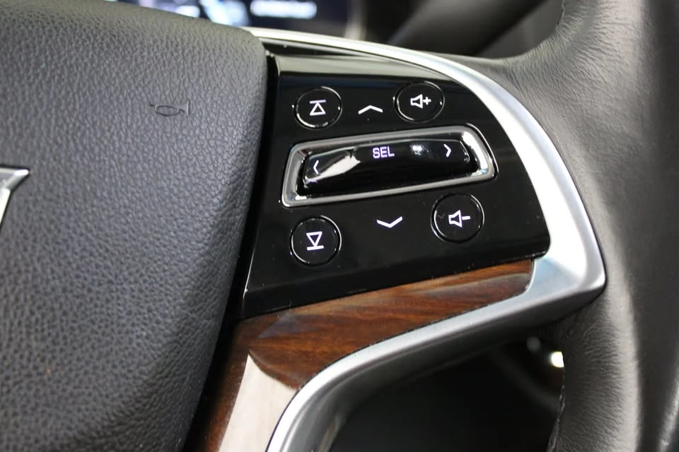 2018 Cadillac Escalade 4th Gen - Image 11 of 20