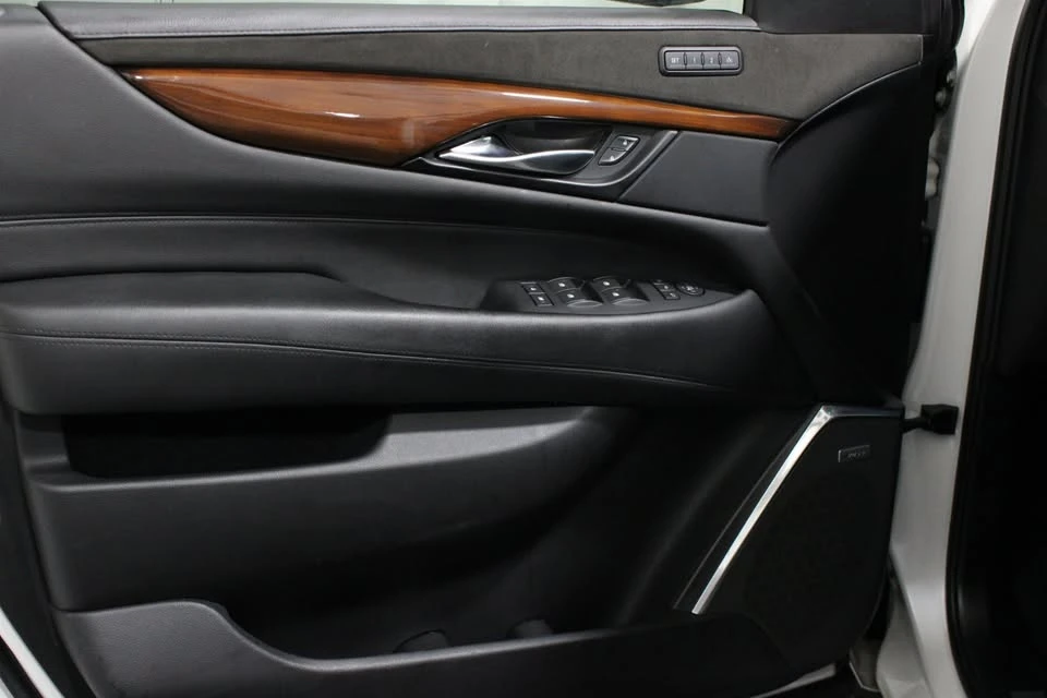 2018 Cadillac Escalade 4th Gen - Image 3 of 20