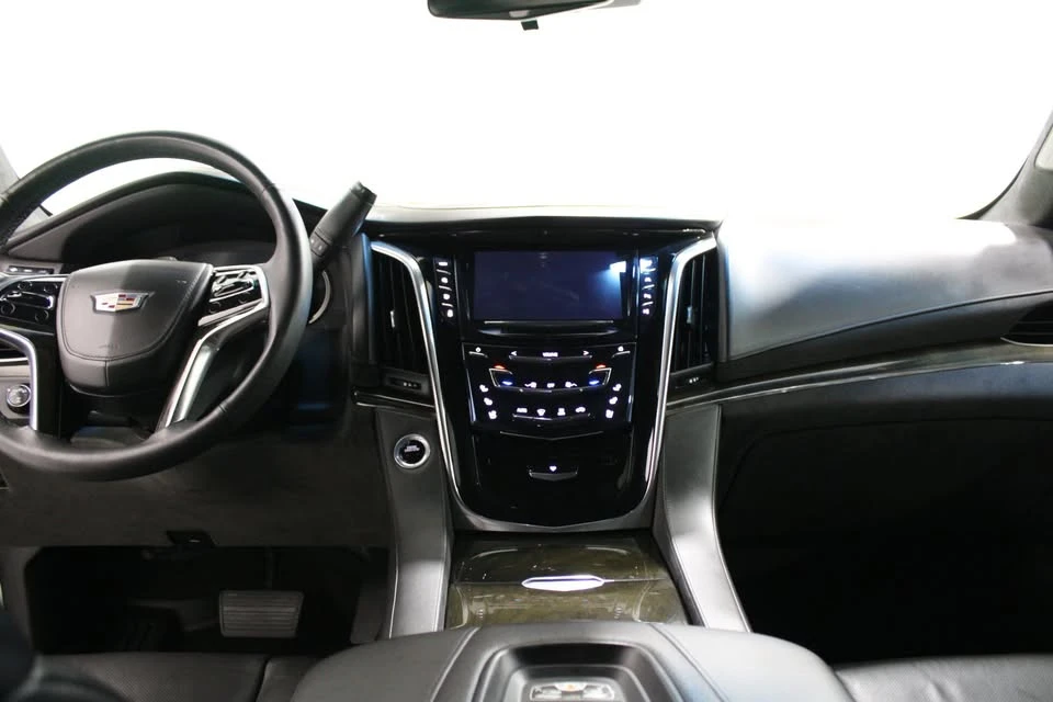 2018 Cadillac Escalade 4th Gen - Image 2 of 20