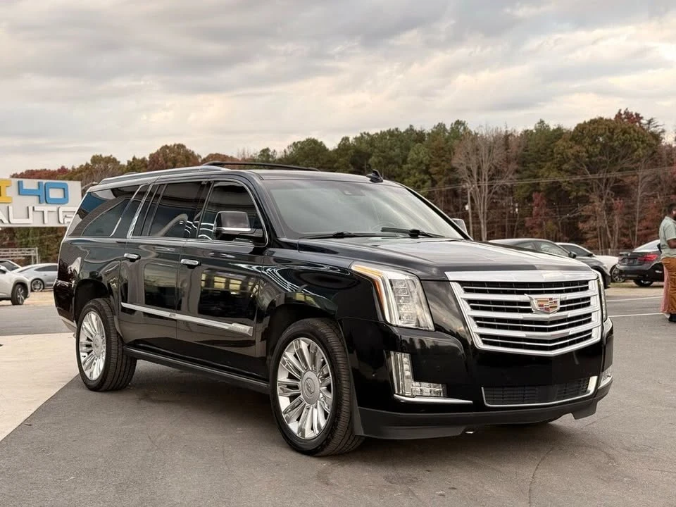 2018 Cadillac Escalade 4th Gen - Image 2 of 16