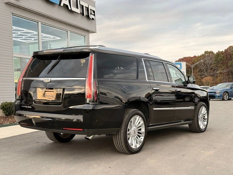 2018 Cadillac Escalade 4th Gen - Image 3 of 16