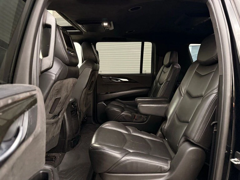 2018 Cadillac Escalade 4th Gen - Image 12 of 16