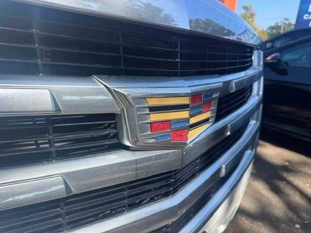 2018 Cadillac Escalade 4th Gen - Image 12 of 17
