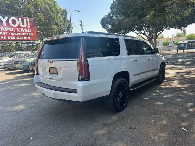 2018 Cadillac Escalade 4th Gen - Image 9 of 17