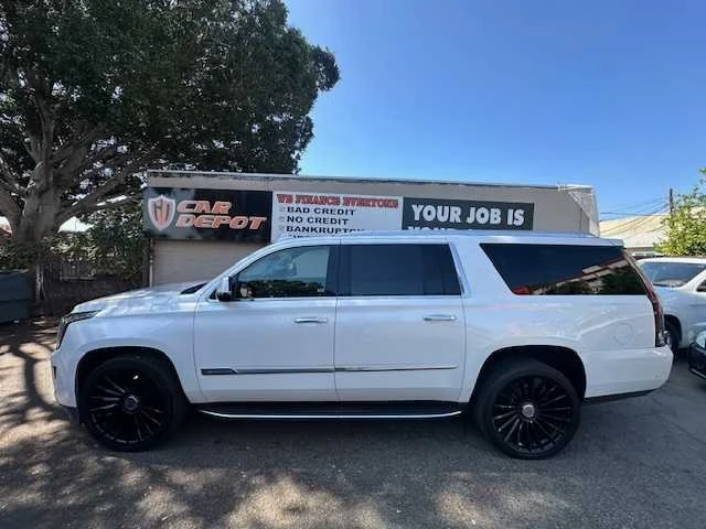 2018 Cadillac Escalade 4th Gen - Image 6 of 19
