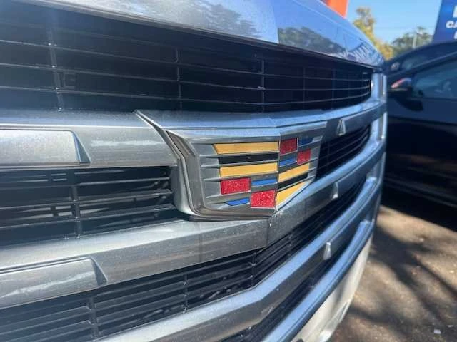 2018 Cadillac Escalade 4th Gen - Image 14 of 19