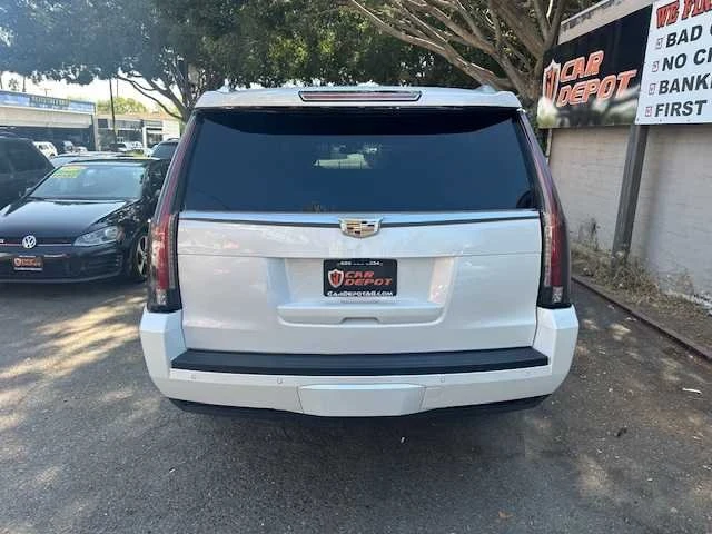 2018 Cadillac Escalade 4th Gen - Image 9 of 19