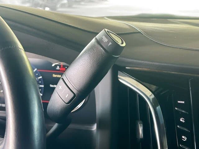 2018 Cadillac Escalade 4th Gen - Image 16 of 20