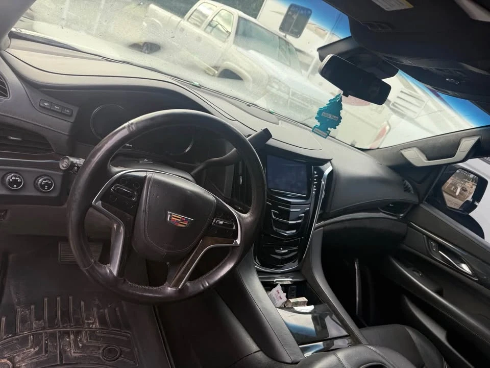 2018 Cadillac Escalade 4th Gen - Image 10 of 18