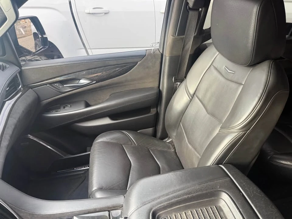 2018 Cadillac Escalade 4th Gen - Image 11 of 18