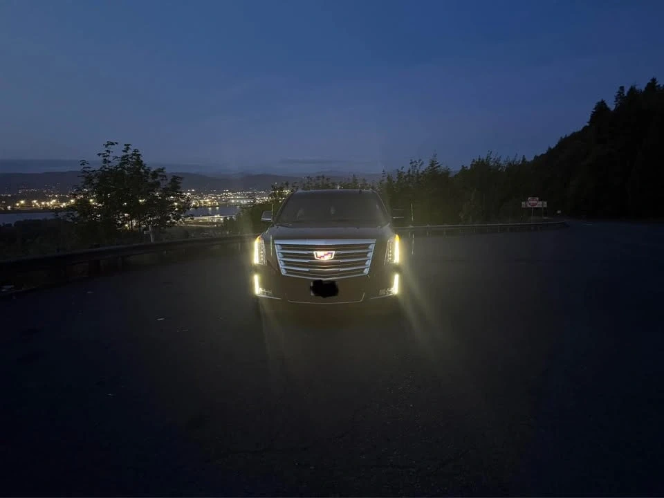 2018 Cadillac Escalade 4th Gen - Image 13 of 18
