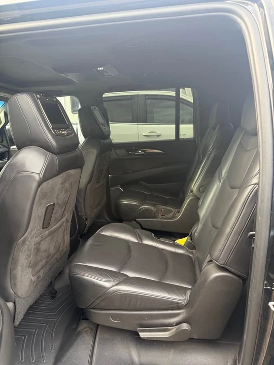 2018 Cadillac Escalade 4th Gen - Image 8 of 18