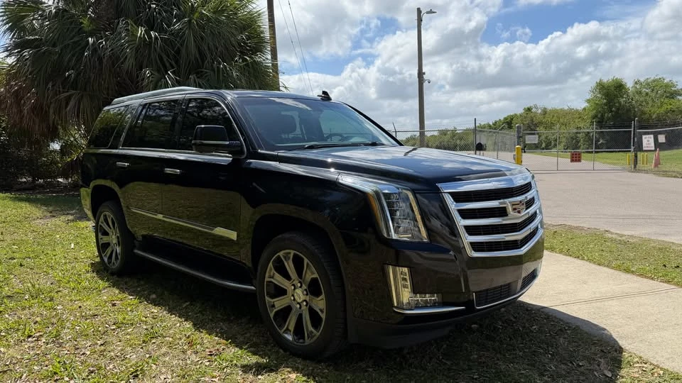 2018 Cadillac Escalade 4th Gen - Image 7 of 18