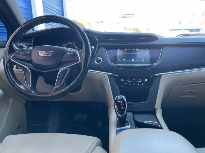 2018 Cadillac XT5 - Image 15 of 19