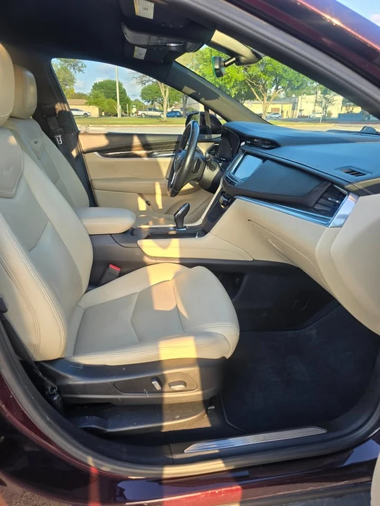 2018 Cadillac XT5 - Image 10 of 16