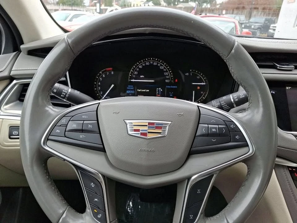 2018 Cadillac XT5 - Image 18 of 19