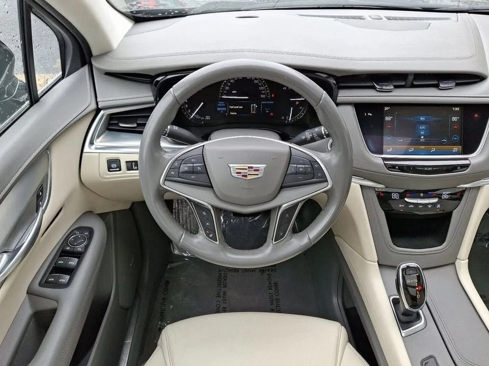 2018 Cadillac XT5 - Image 10 of 19