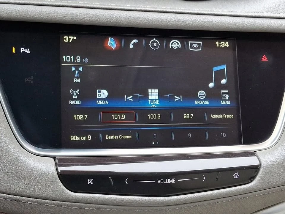 2018 Cadillac XT5 - Image 16 of 19