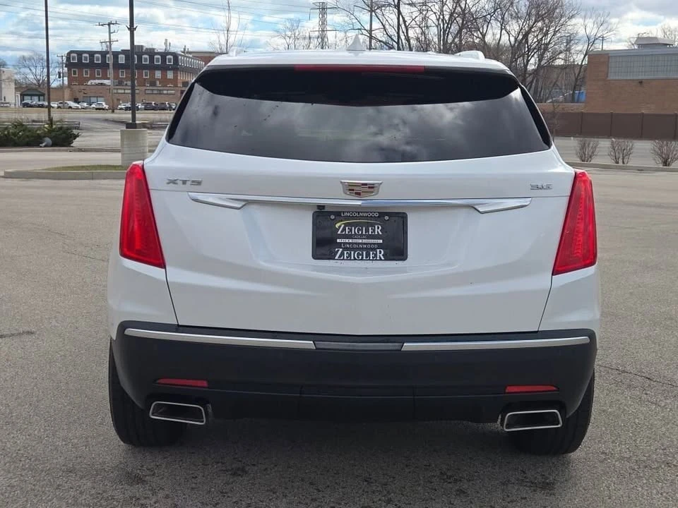 2018 Cadillac XT5 - Image 11 of 18
