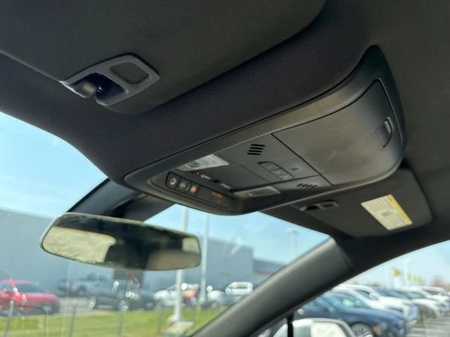 2018 Cadillac XT5 - Image 17 of 18