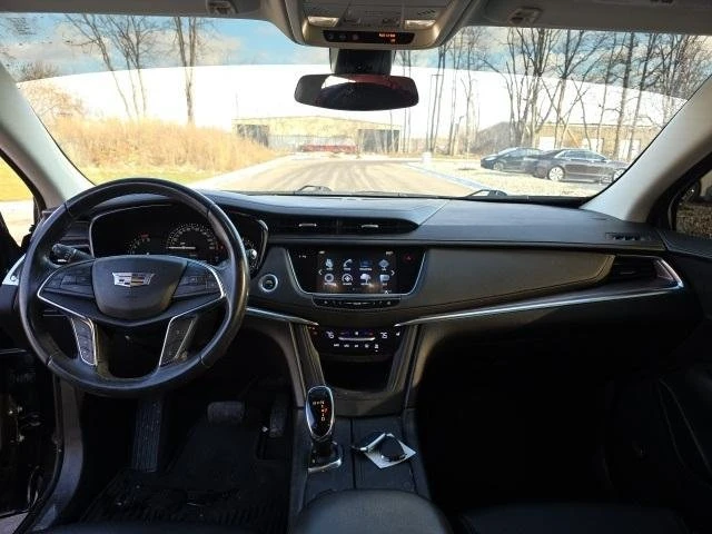 2018 Cadillac XT5 - Image 8 of 9