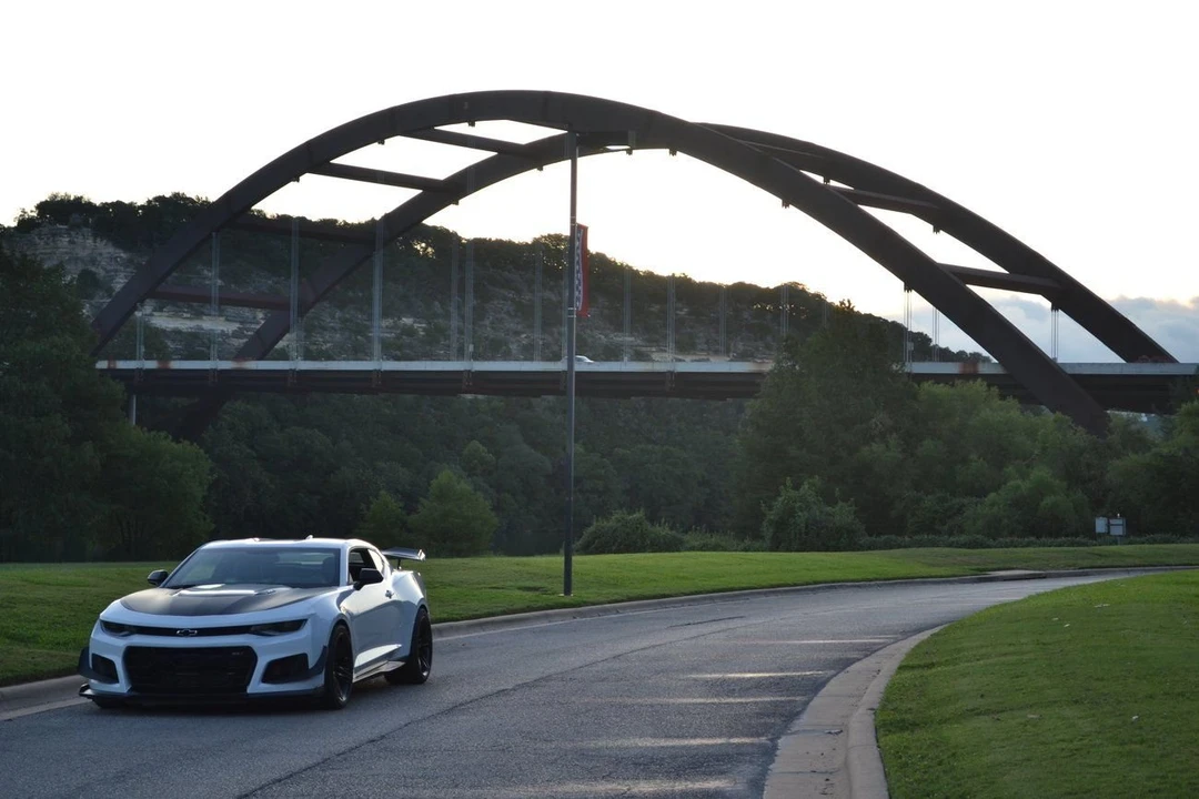 2018 Chevrolet Camaro SS 6th Gen - Image 6 of 8