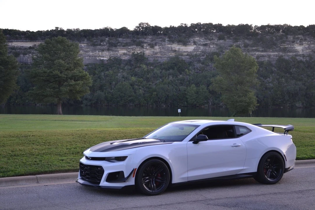 2018 Chevrolet Camaro SS 6th Gen - Image 5 of 8