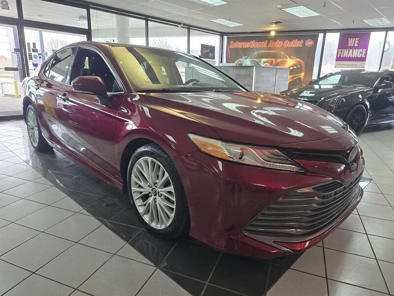 2018 Toyota Camry 8th Gen - Image 3 of 4