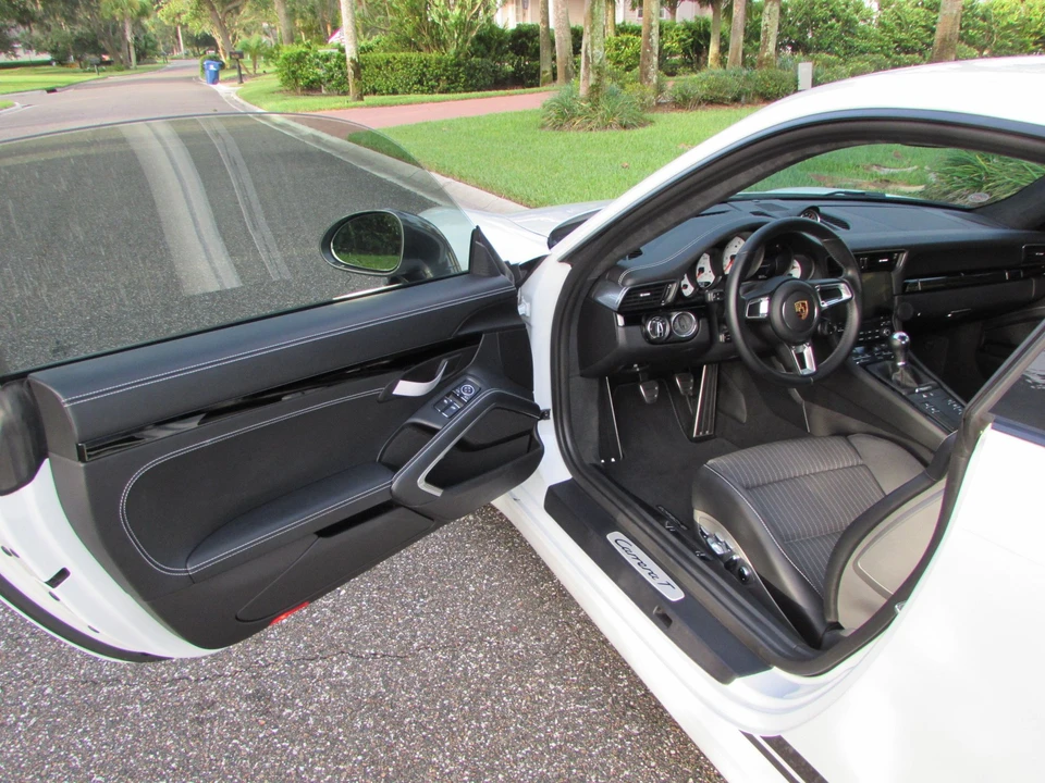 2018 Porsche 991 Carrera T - Image 2 of 8