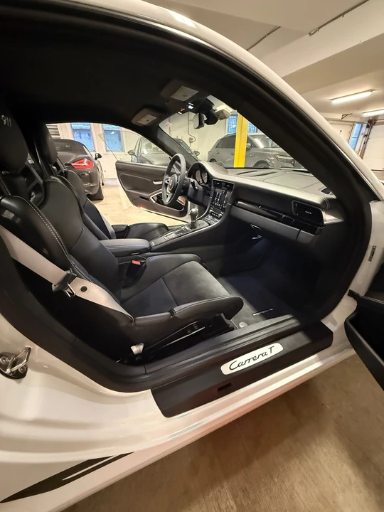 2018 Porsche 991 Carrera T - Image 14 of 25