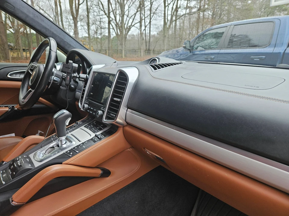 2018 Porsche 958 Cayenne GTS - Image 8 of 10