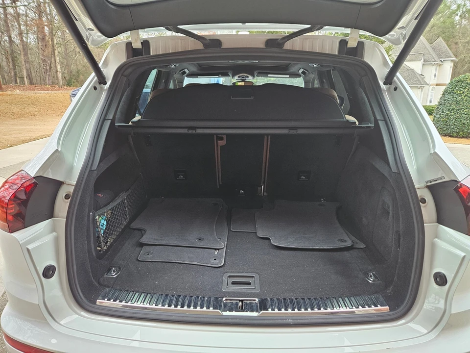 2018 Porsche 958 Cayenne GTS - Image 7 of 10