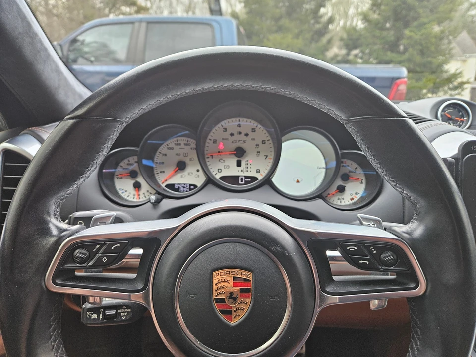 2018 Porsche 958 Cayenne GTS - Image 6 of 10