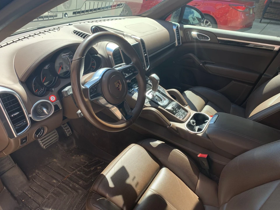 2018 Porsche 958 Cayenne S - Image 5 of 6