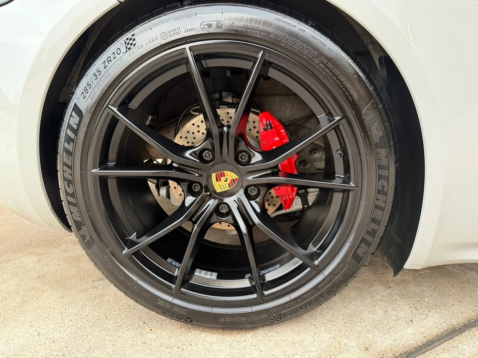2018 Porsche 718 Cayman GTS - Image 9 of 20