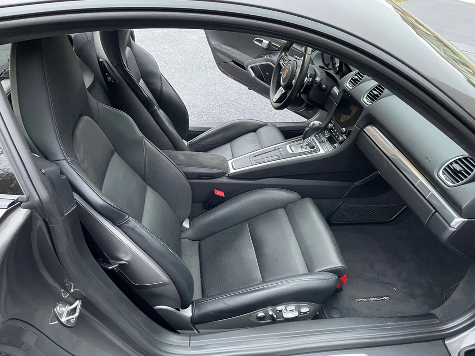 2018 Porsche 718 Cayman GTS - Image 5 of 10