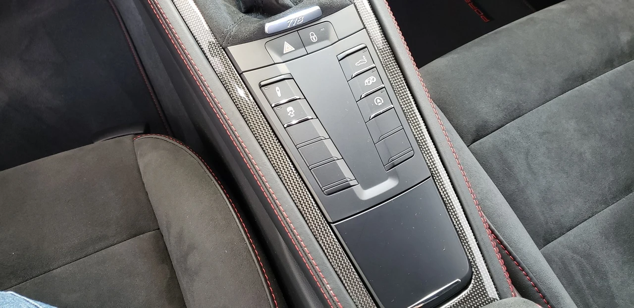 2018 Porsche 718 Cayman GTS - Image 19 of 26