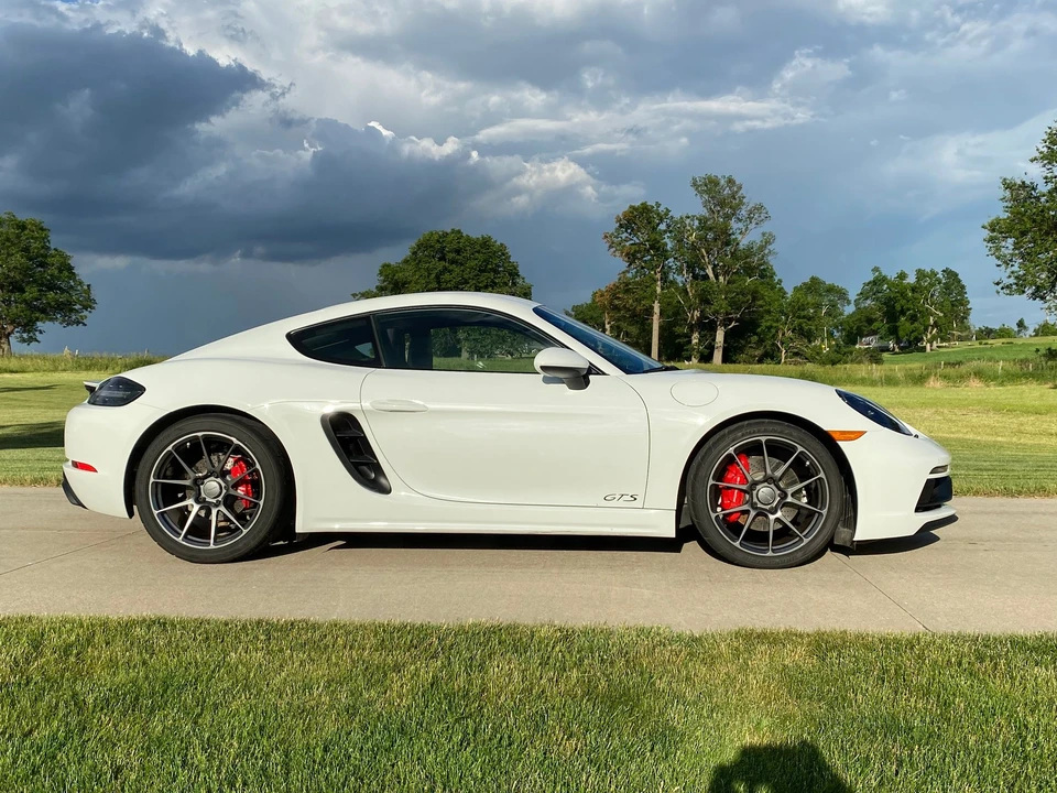 2018 Porsche 718 Cayman GTS - Image 2 of 8