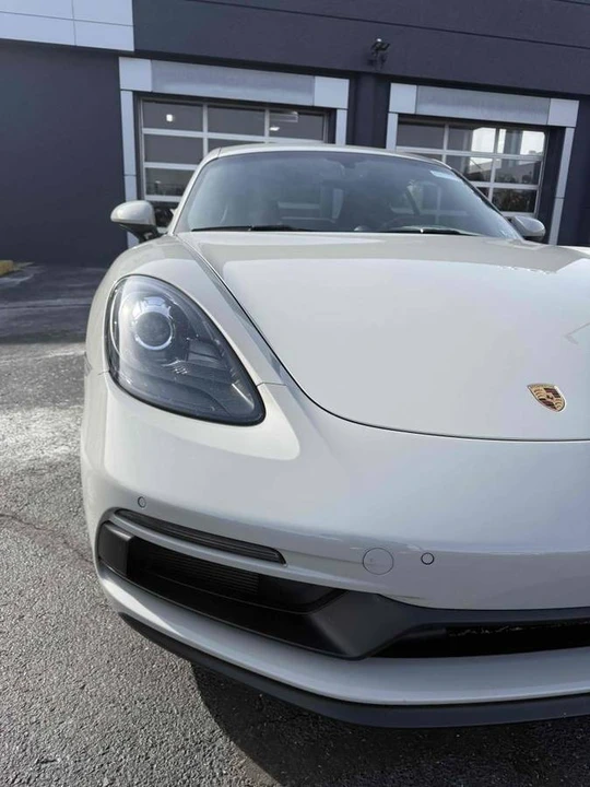 2018 Porsche 718 Cayman GTS - Image 16 of 18