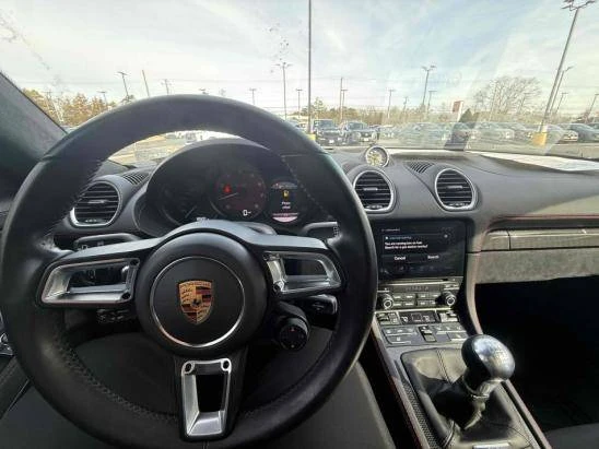 2018 Porsche 718 Cayman GTS - Image 10 of 18