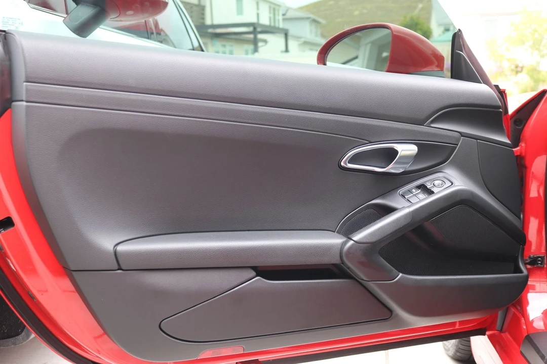 2018 Porsche 718 Cayman - Image 13 of 23