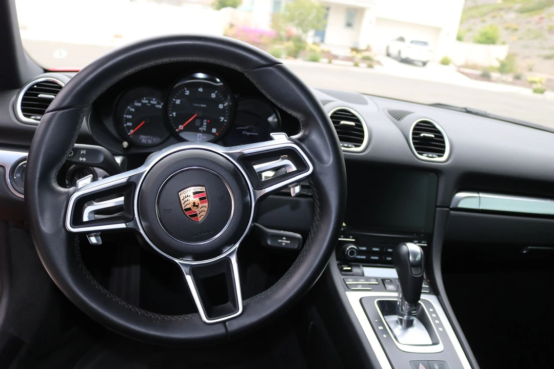 2018 Porsche 718 Cayman - Image 20 of 23