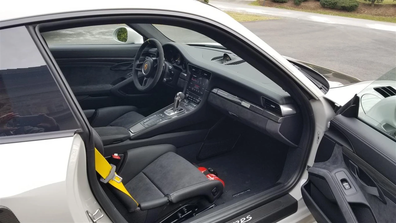 2018 Porsche 991 GT2 RS - Image 8 of 9