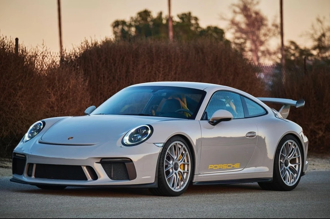 2018 Porsche 991 GT3 - Image 3 of 30