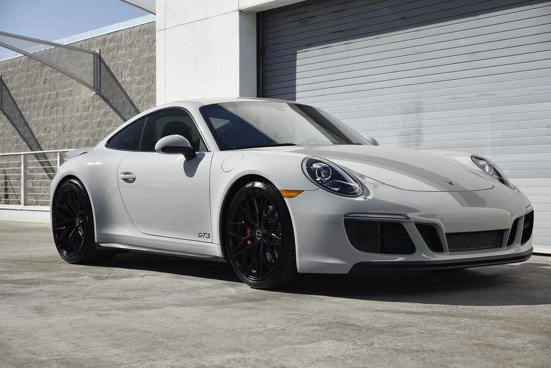 2018 Porsche 991 Carrera GTS - Image 9 of 10